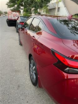 نیسان ڤێرسا